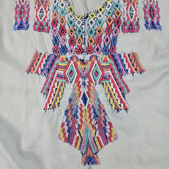 Soft Surroundings Mixteca Light Wash Embroidered V-Neck Chambray Tunic Boho - Picture 4 of 9